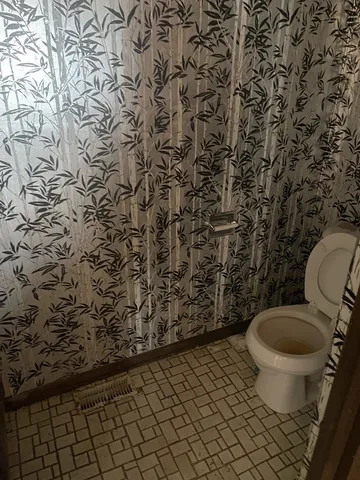 $279,900 | 1026 Briarcliffe Boulevard, Wheaton, IL 60189