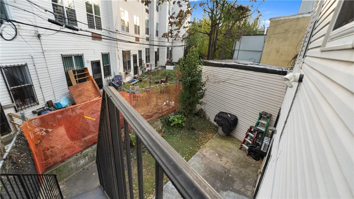 1316 Myrtle Avenue Brooklyn, NY 11221 - Photo 7 of 32