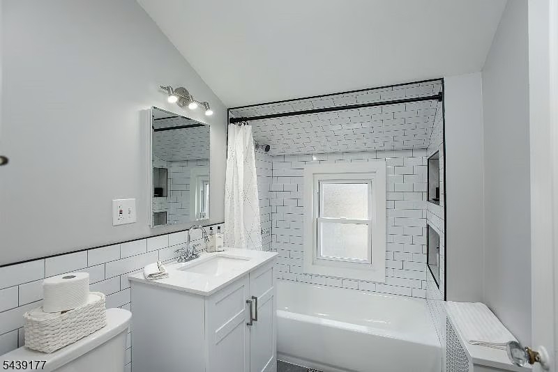 35 Hazelwood Road, Unit 3 Bloomfield, NJ 07003 - Photo 12 of 12