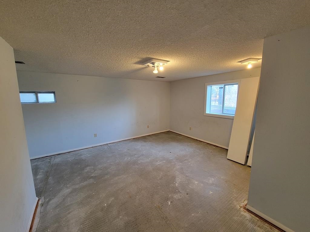 8428 North Susan Court Spokane, WA 99208 - Photo 16 of 31