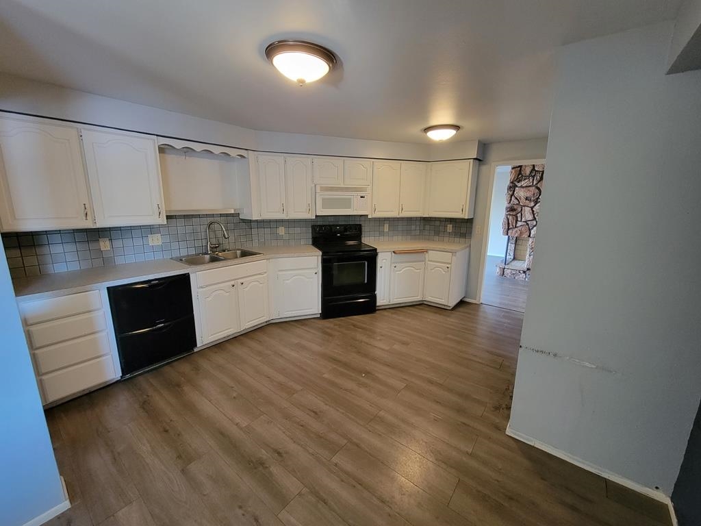 8428 North Susan Court Spokane, WA 99208 - Photo 7 of 31