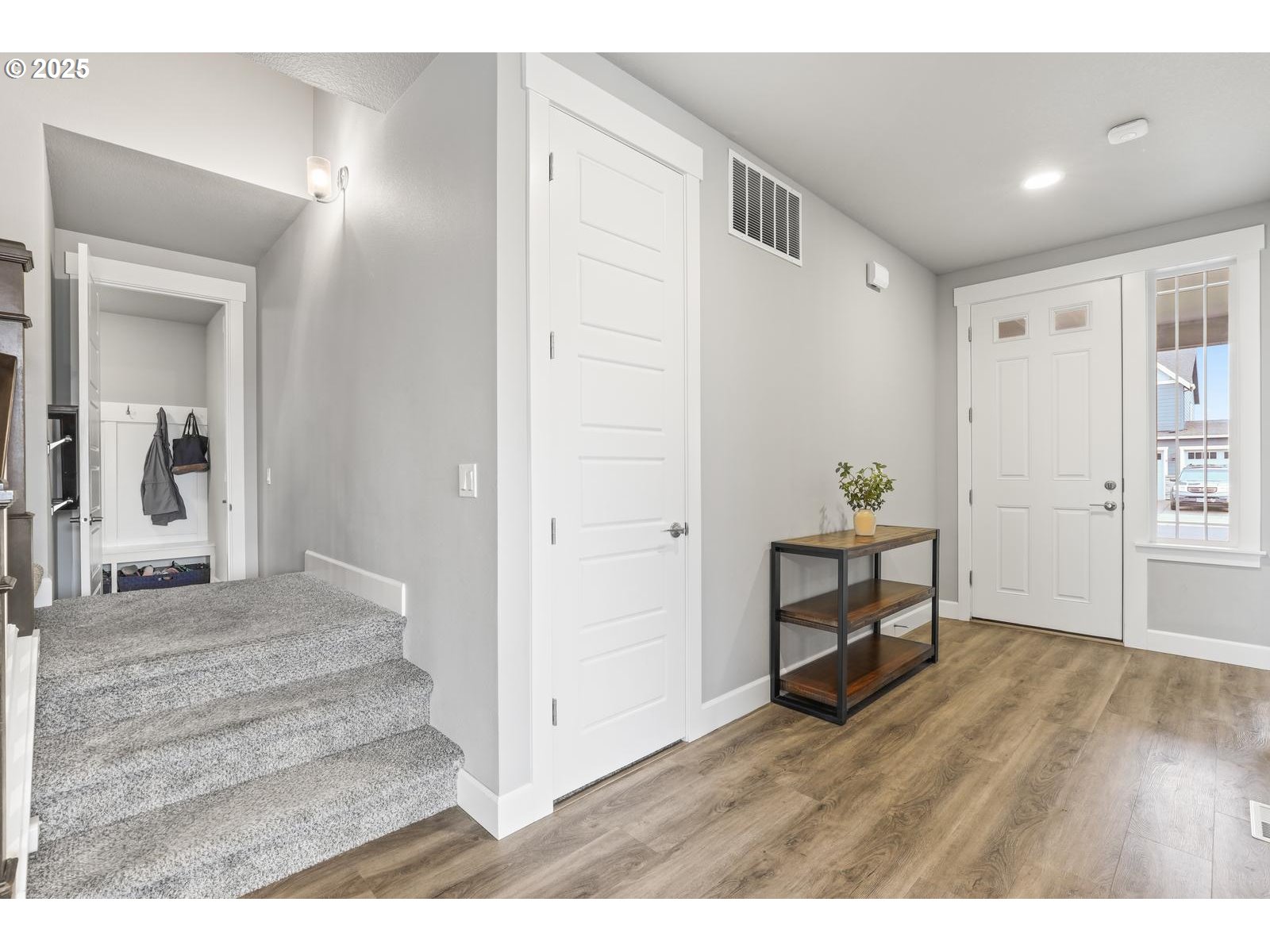 1627 Silverstone Drive Forest Grove, OR 97116 - Photo 6 of 45