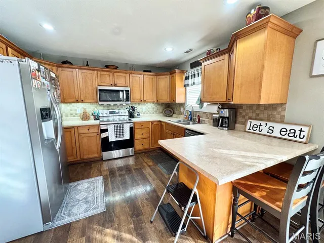 $249,500 | 1407 Birch Creek Court, Dexter, MO 63841