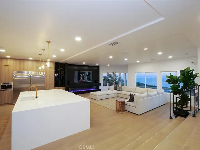 $18,700 | 32551 Seacliff Drive, Rancho Palos Verdes, CA 90275