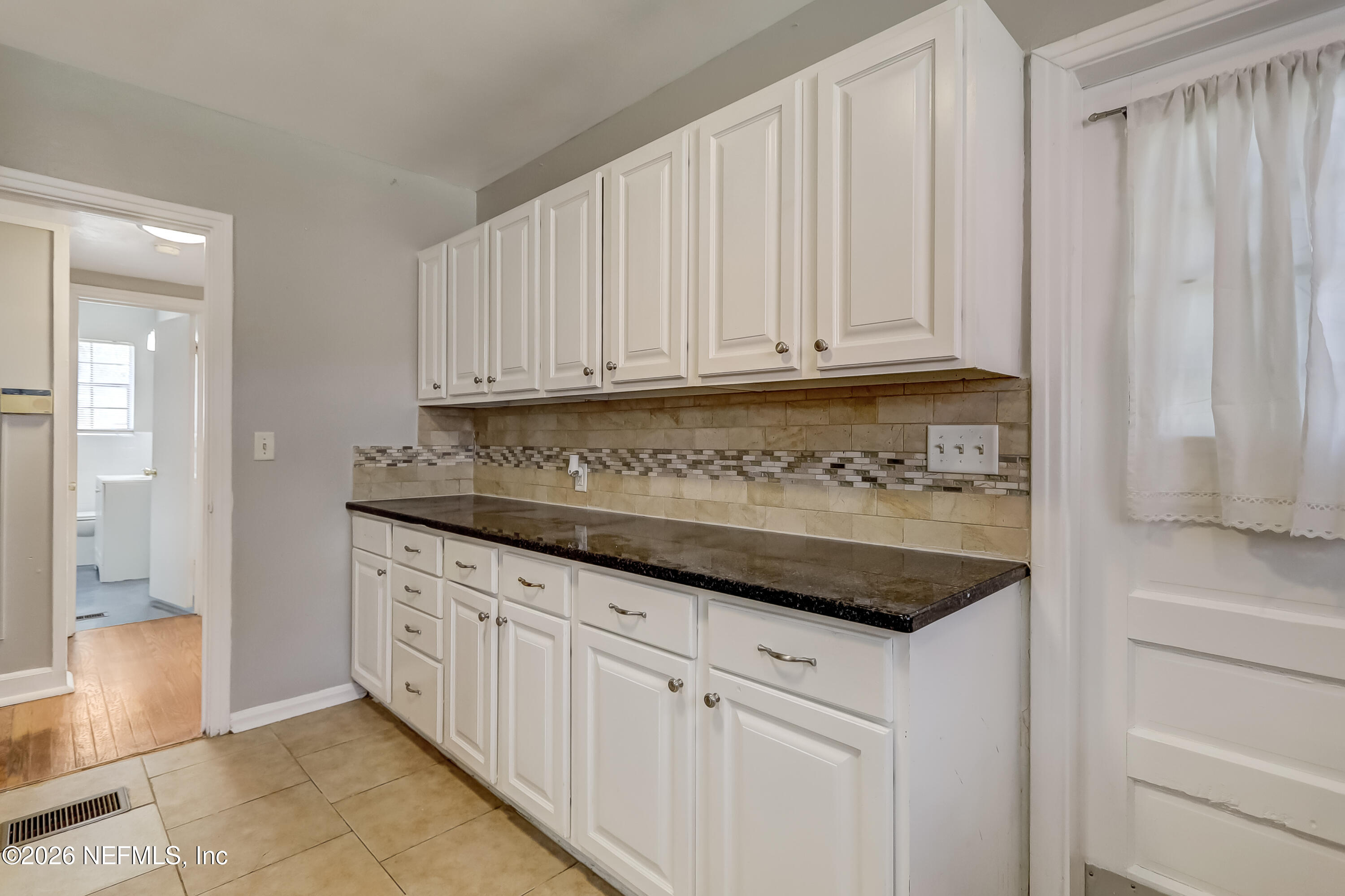 3116 Belden Circle Jacksonville, FL 32207 - Photo 15 of 27 16