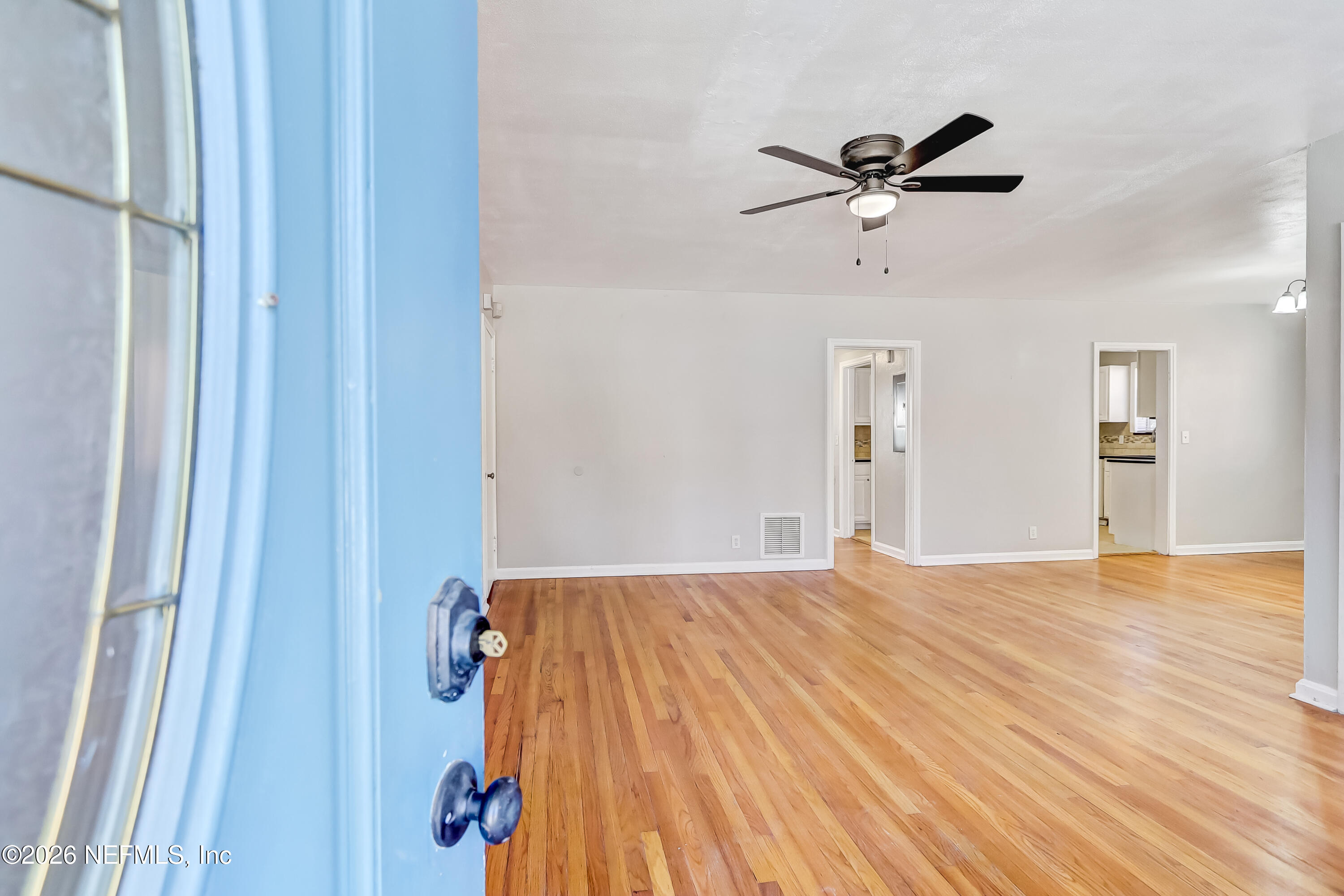 3116 Belden Circle Jacksonville, FL 32207 - Photo 4 of 27 4