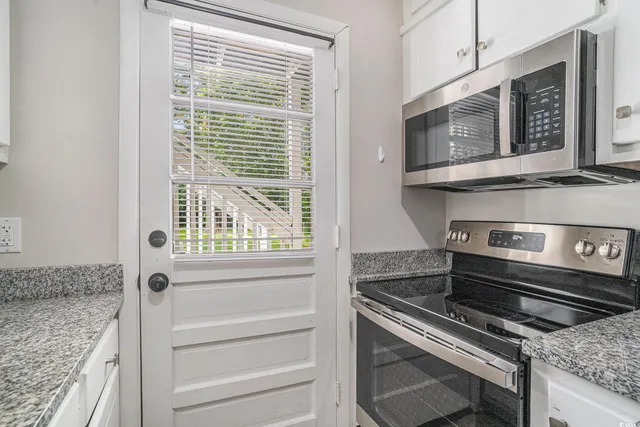 $989,999 | 820 17th Avenue North, Surfside Beach, SC 29575