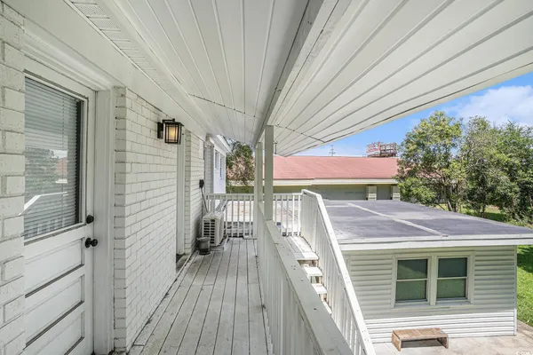 $989,999 | 820 17th Avenue North, Surfside Beach, SC 29575