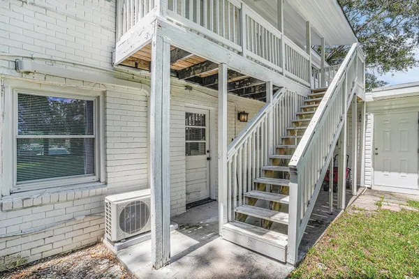 $989,999 | 820 17th Avenue North, Surfside Beach, SC 29575
