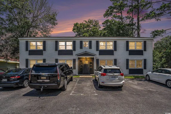 $989,999 | 820 17th Avenue North, Surfside Beach, SC 29575