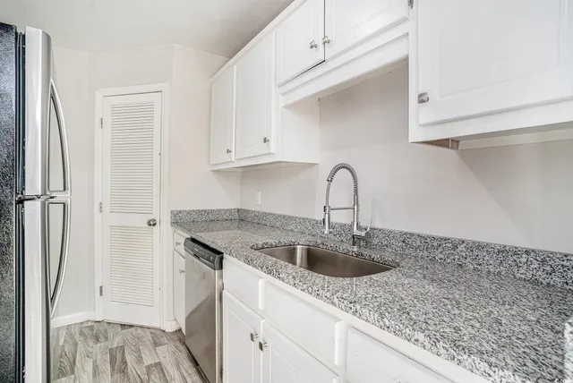 $989,999 | 820 17th Avenue North, Surfside Beach, SC 29575