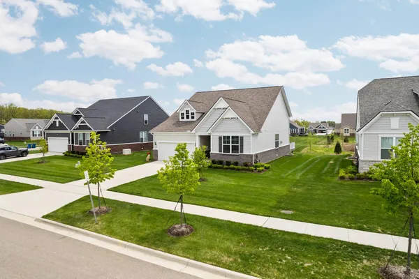 $615,000 | 3380 Roslyn Drive, Ypsilanti, MI 48197