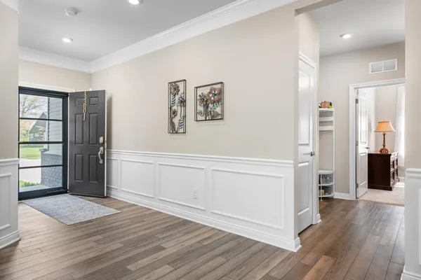 $615,000 | 3380 Roslyn Drive, Ypsilanti, MI 48197