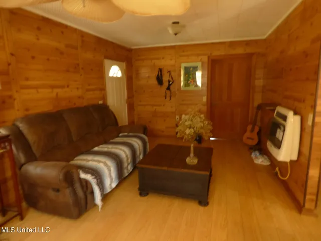 $89,900 | 2848 Pleasant Grove Road Southeast, Ruth, MS 39662