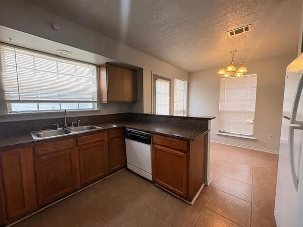 $1,250 | 108 Pkwy N Drive, Unit 108, Slidell, LA 70458