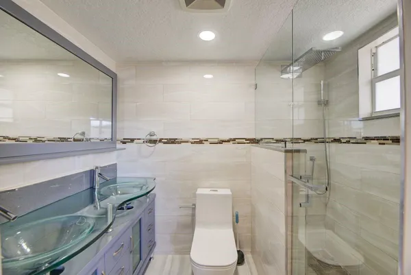 $2,800 | 8330 Northwest 103rd Street, Unit 101B, Hialeah, FL 33016