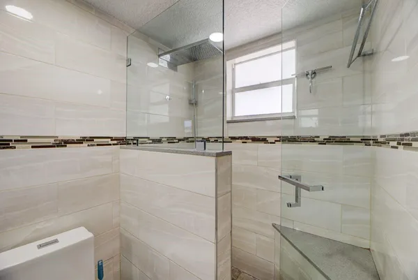 $2,800 | 8330 Northwest 103rd Street, Unit 101B, Hialeah, FL 33016