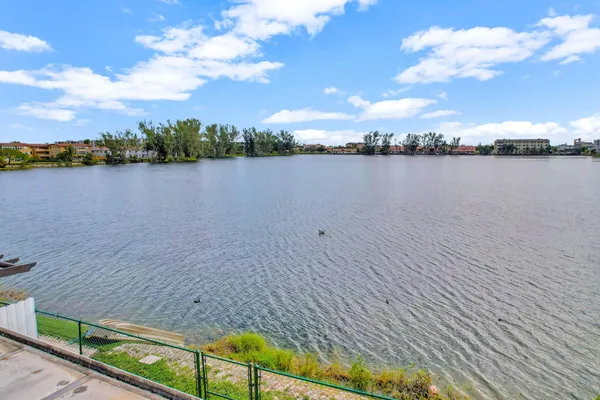 $2,800 | 8330 Northwest 103rd Street, Unit 101B, Hialeah, FL 33016