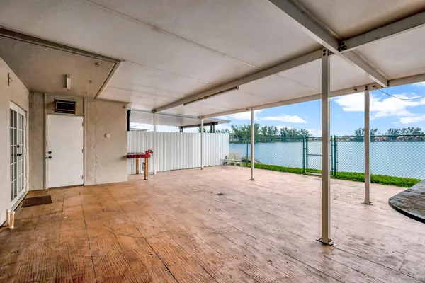 $2,800 | 8330 Northwest 103rd Street, Unit 101B, Hialeah, FL 33016