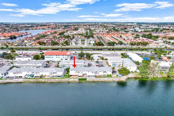 $2,800 | 8330 Northwest 103rd Street, Unit 101B, Hialeah, FL 33016