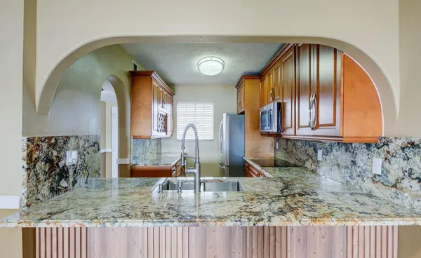 $2,800 | 8330 Northwest 103rd Street, Unit 101B, Hialeah, FL 33016