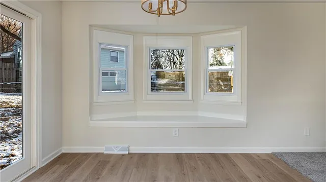 $269,900 | 2805 Berry Avenue, Independence, MO 64057