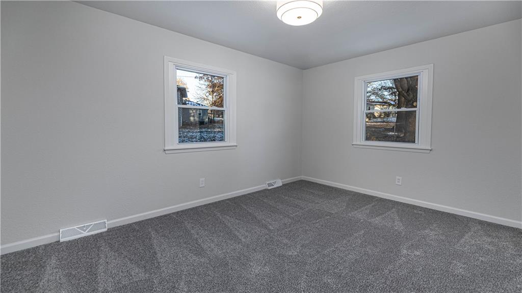 2805 Berry Avenue Independence, MO 64057 - Photo 12 of 18