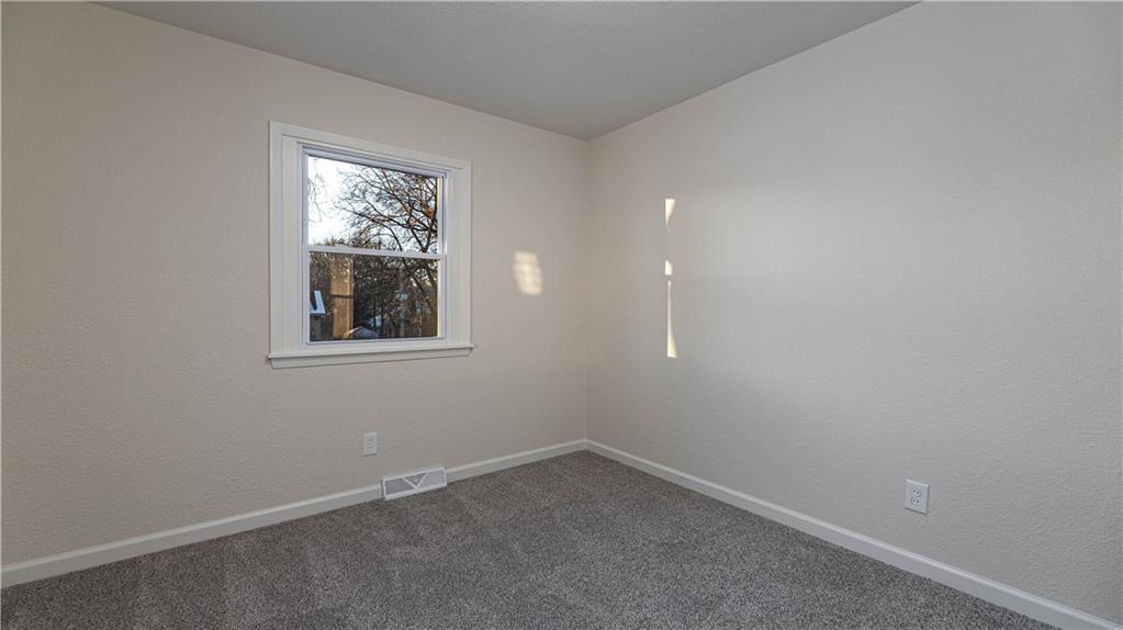 2805 Berry Avenue Independence, MO 64057 - Photo 17 of 18