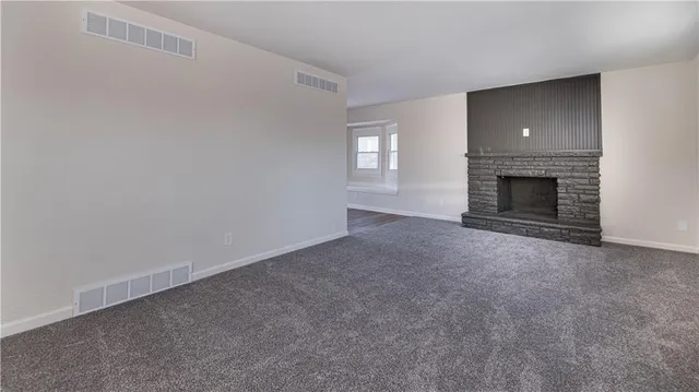 $269,900 | 2805 Berry Avenue, Independence, MO 64057