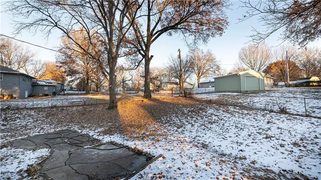 $269,900 | 2805 Berry Avenue, Independence, MO 64057