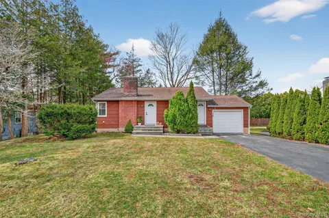 $625,000 | 1727 Central Street, Yorktown Heights, NY 10598