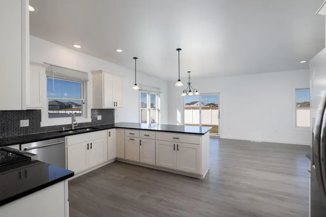 $529,000 | 1132 Bridger Drive, Holmen, WI 54636