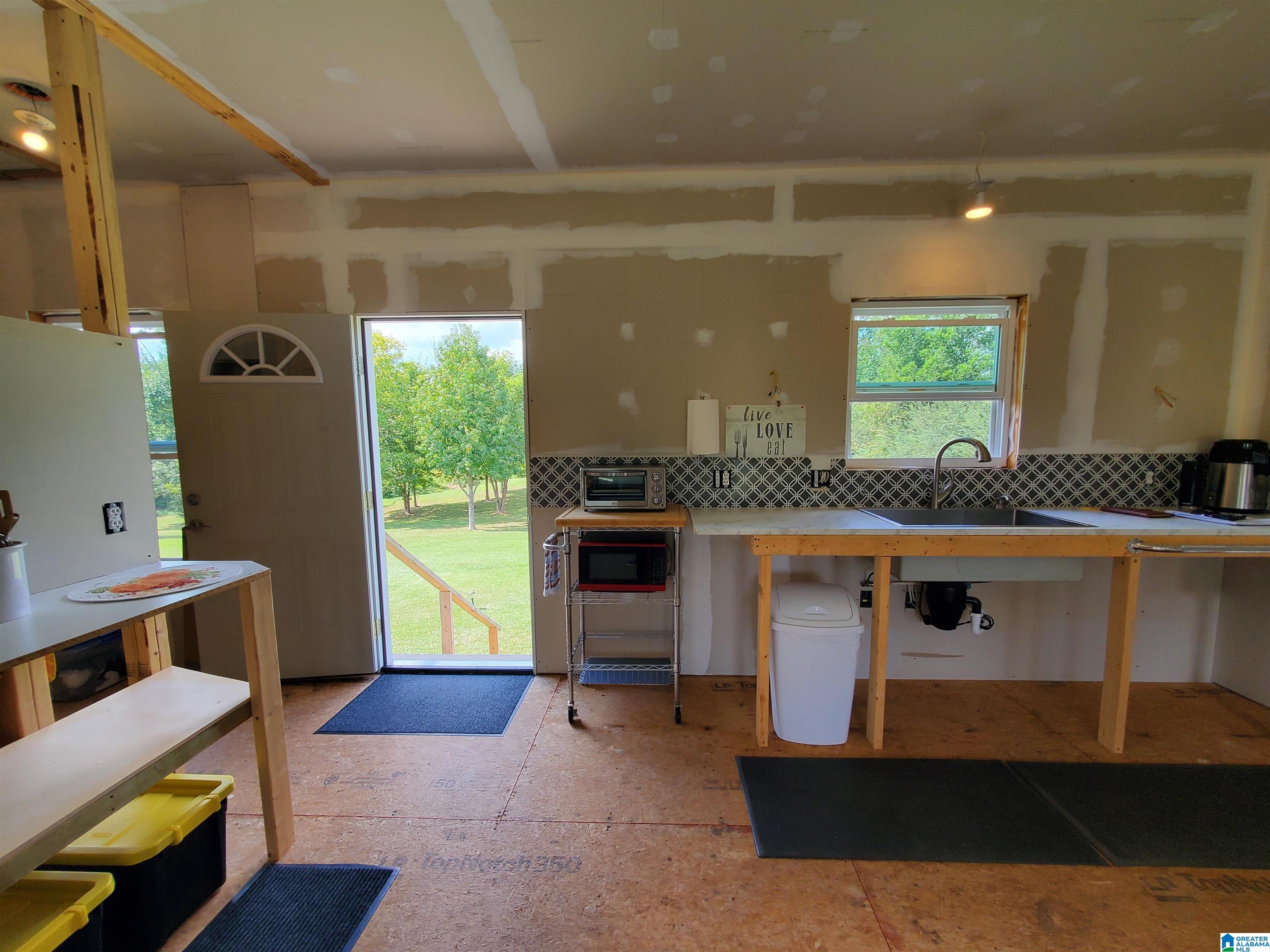 622 Rocky Hollow Road Jacksonville, AL 36265 - Photo 18 of 40
