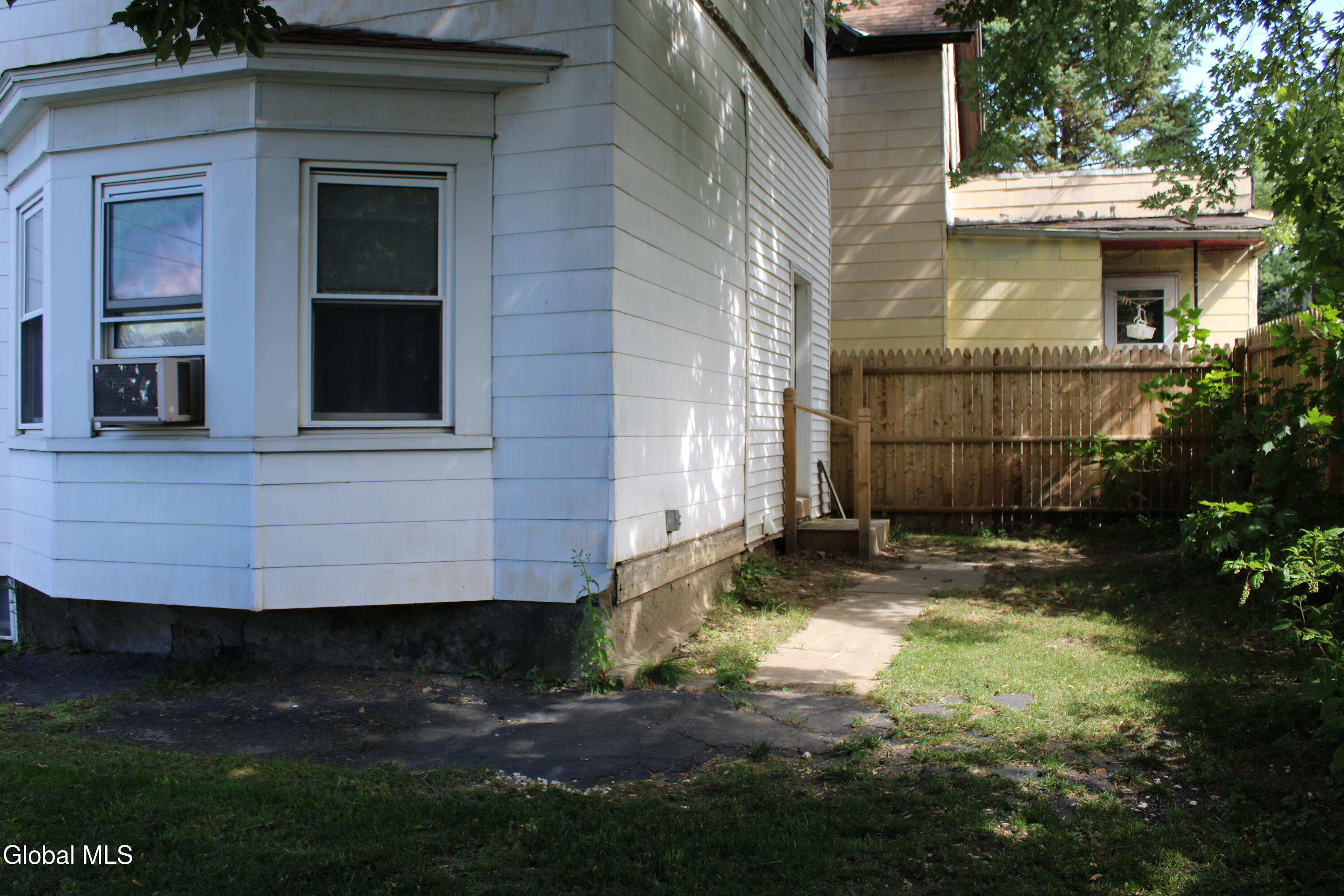 1212 3rd Street Rensselaer, NY 12144 - Photo 2 of 28 2