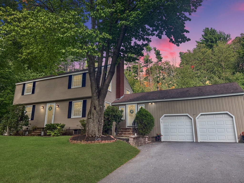 124 Hillside Road North Andover, MA 01845 - Photo 1 of 24 Gallery Image 1