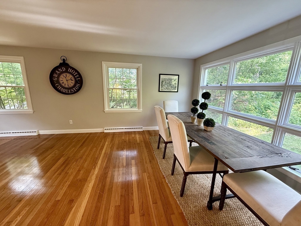 124 Hillside Road North Andover, MA 01845 - Photo 7 of 24 Gallery Image 7