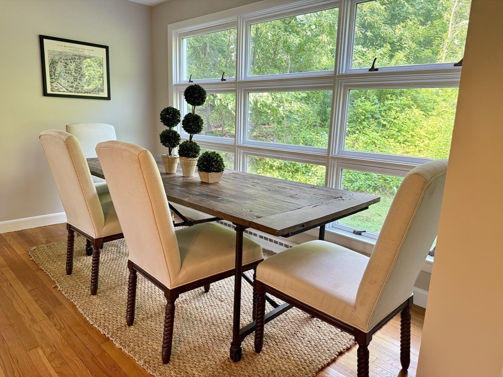 124 Hillside Road North Andover, MA 01845 - Photo 8 of 24 Gallery Image 8