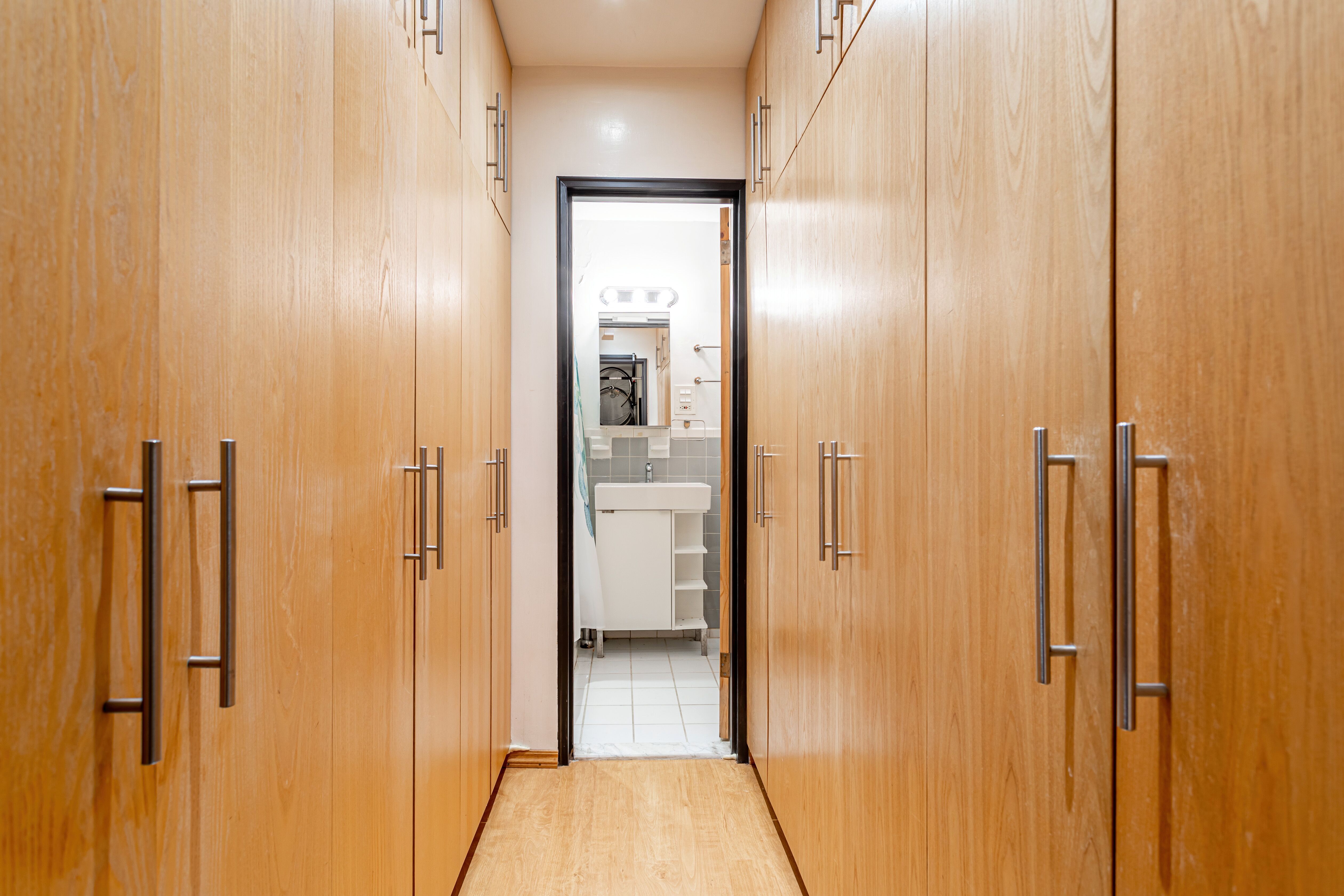 65-15 38th Avenue, Unit 2A Queens, NY 11377 - Photo 9 of 16 a view of a bathroom from a bathroom
