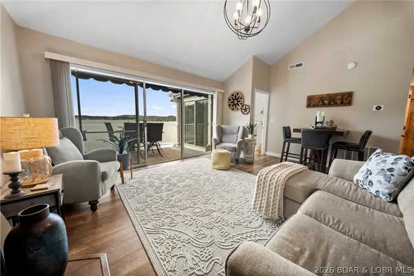 $305,000 | 312 Windsor Bay Drive, Unit 4A, Camdenton, MO 65020