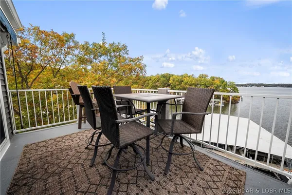 $305,000 | 312 Windsor Bay Drive, Unit 4A, Camdenton, MO 65020