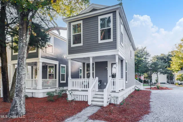 $350,000 | 2207 Government Street, Unit 20, Ocean Springs, MS 39564