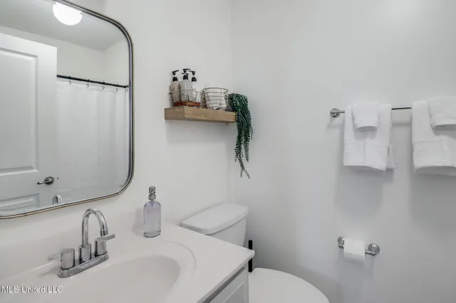 $350,000 | 2207 Government Street, Unit 20, Ocean Springs, MS 39564