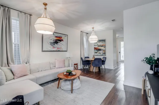 $350,000 | 2207 Government Street, Unit 20, Ocean Springs, MS 39564