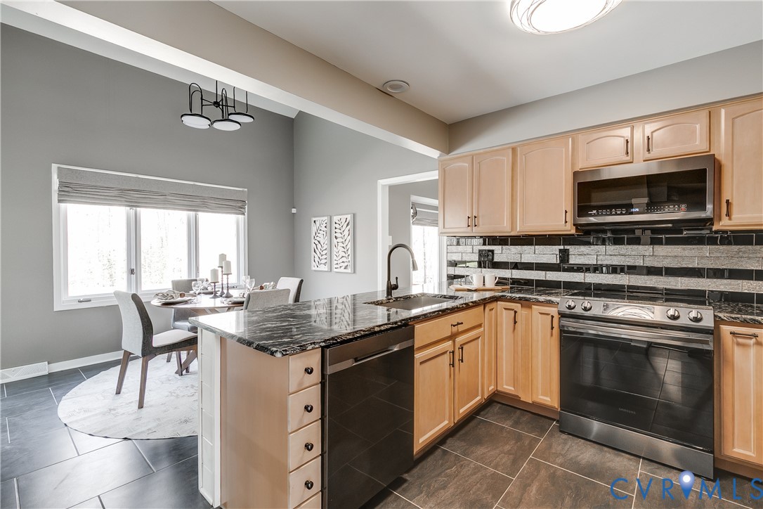 2100 Huguenot Springs Road Midlothian, VA 23113 - Photo 15 of 67