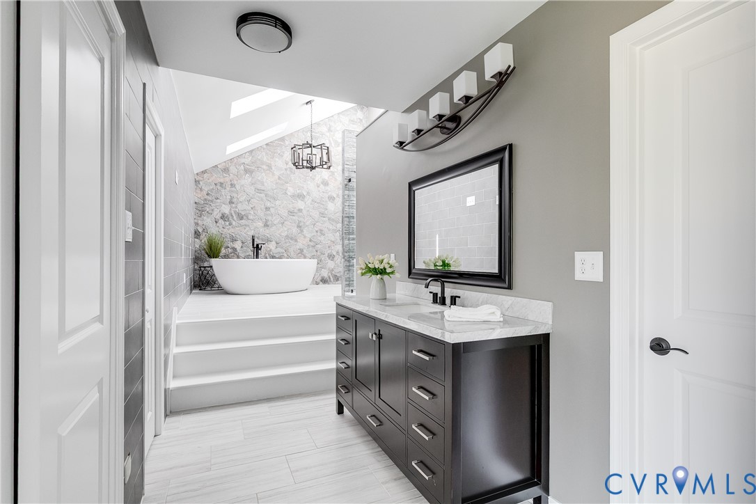 2100 Huguenot Springs Road Midlothian, VA 23113 - Photo 42 of 67 entrance to primary bath, toilet through door on r