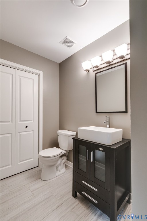 2100 Huguenot Springs Road Midlothian, VA 23113 - Photo 43 of 67 toilet, extra vanity in master