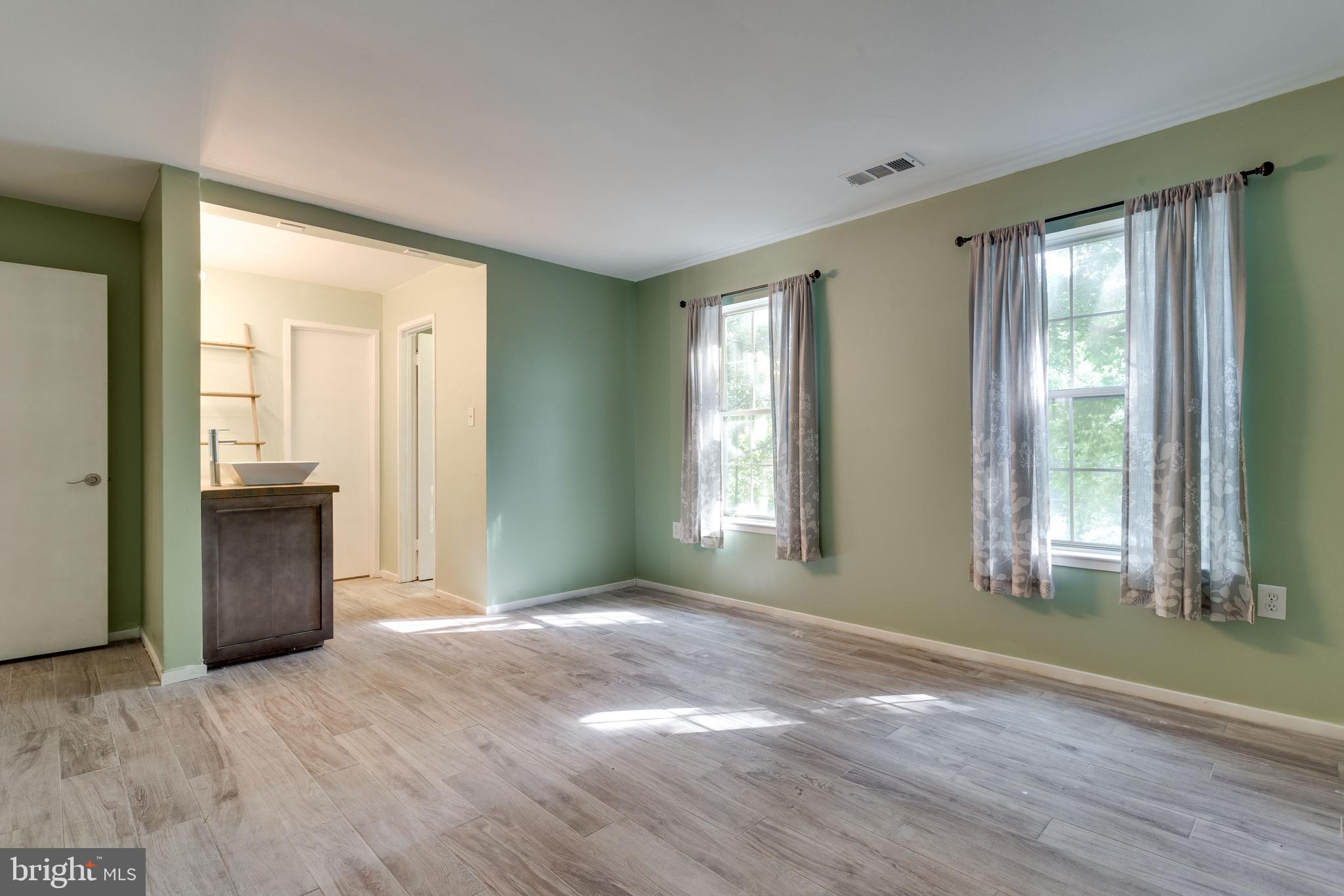 7705 Lexton Place, Unit 35 Springfield, VA 22152 - Photo 27 of 40 Gallery Image 27