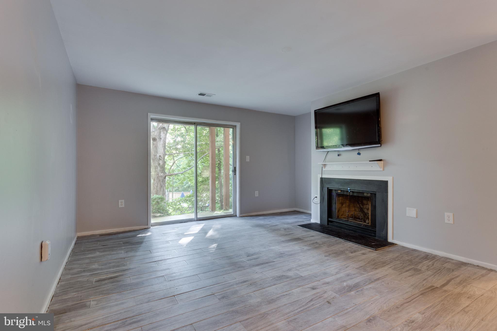 7705 Lexton Place, Unit 35 Springfield, VA 22152 - Photo 8 of 40 Gallery Image 8