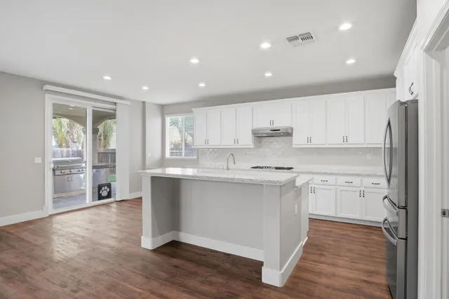 $645,000 | 1239 Jewel Flower Drive, Patterson, CA 95363