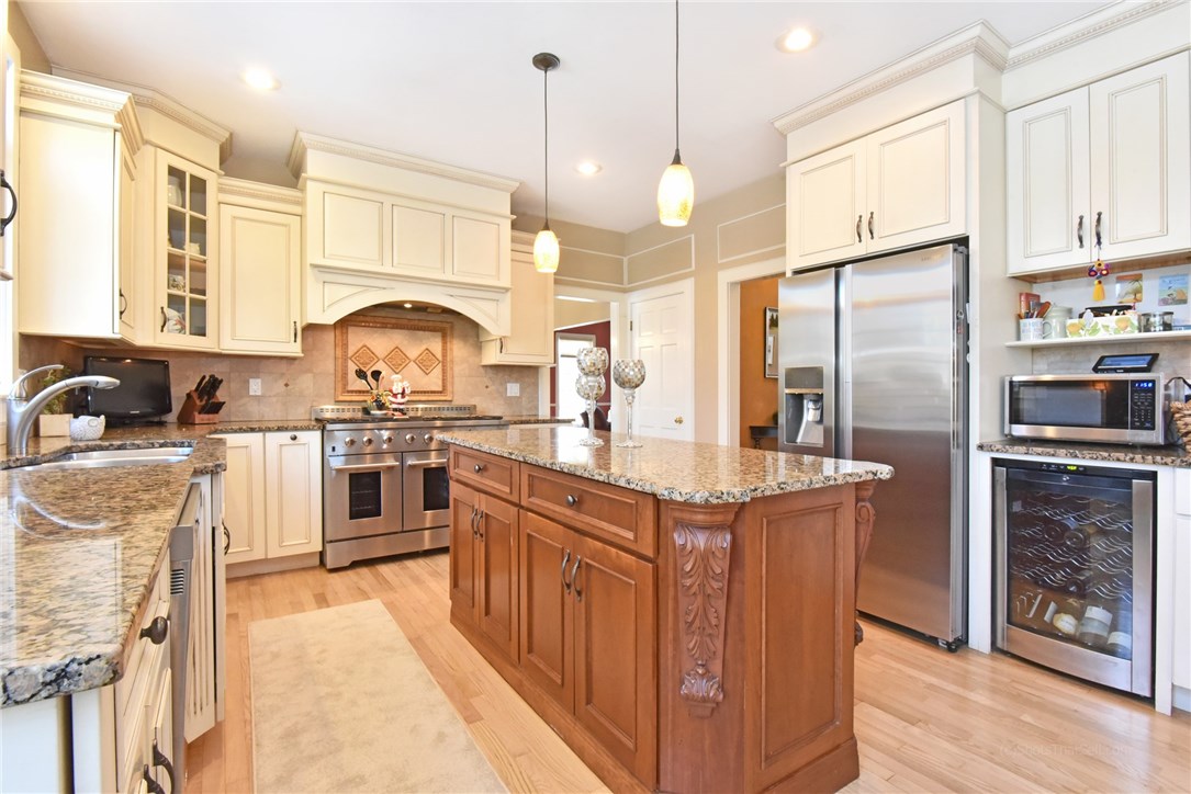 2 Howland Farm Road East Greenwich, RI 02818 - Photo 11 of 40 Gallery Image 11